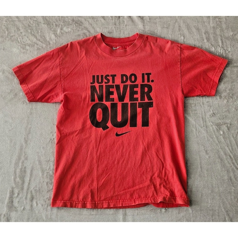 JUST DO IT RED NIKE T SHIRT WITH BLACK SWOOSH Boys M REGULAR FIT NEVER QUIT - Picture 1 of 6